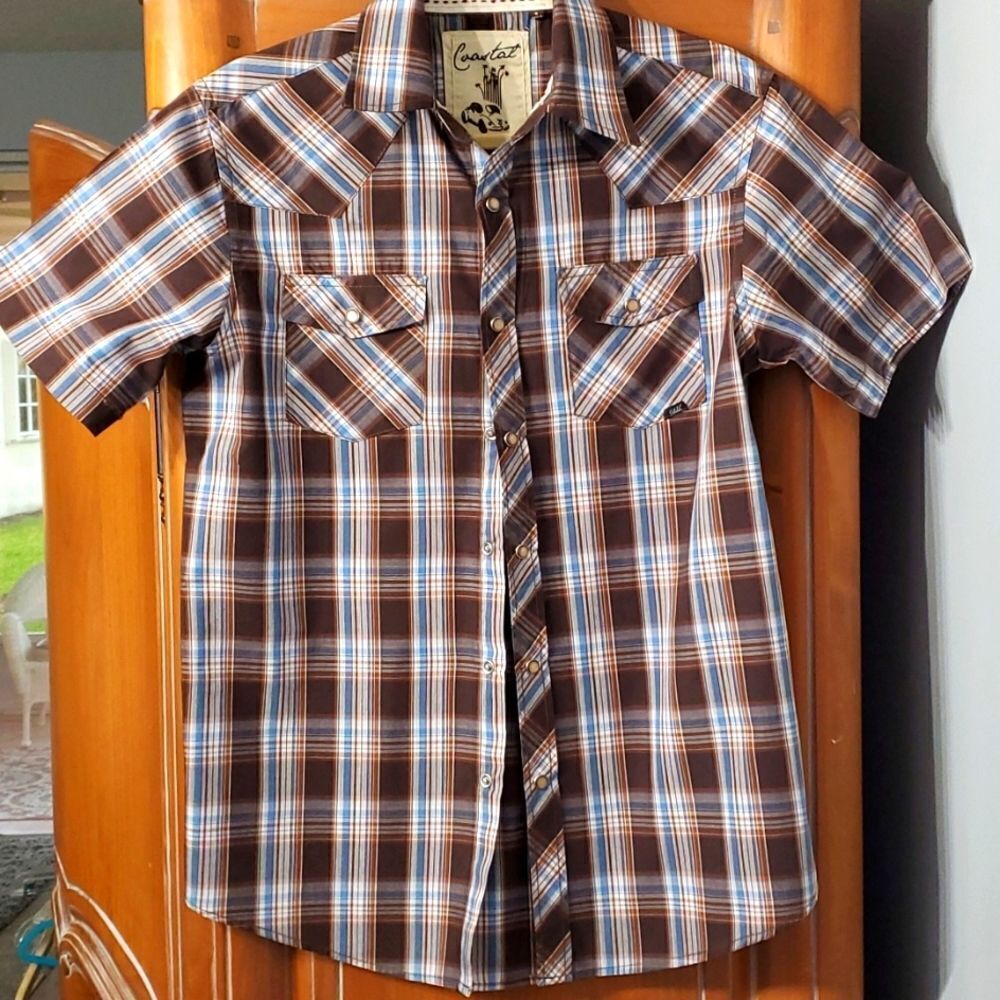 Coastal plaid short sleeve‎ shirt. Size small. Pearl snaps..